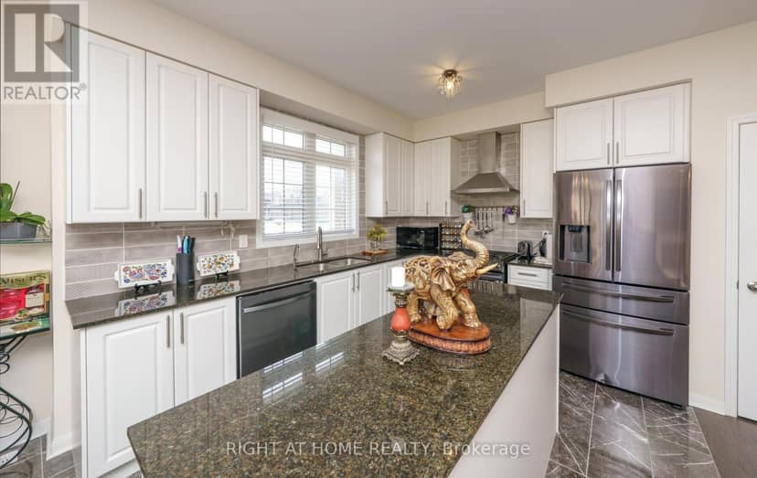 2 Cliff Thompson Court, Georgina, photo 7