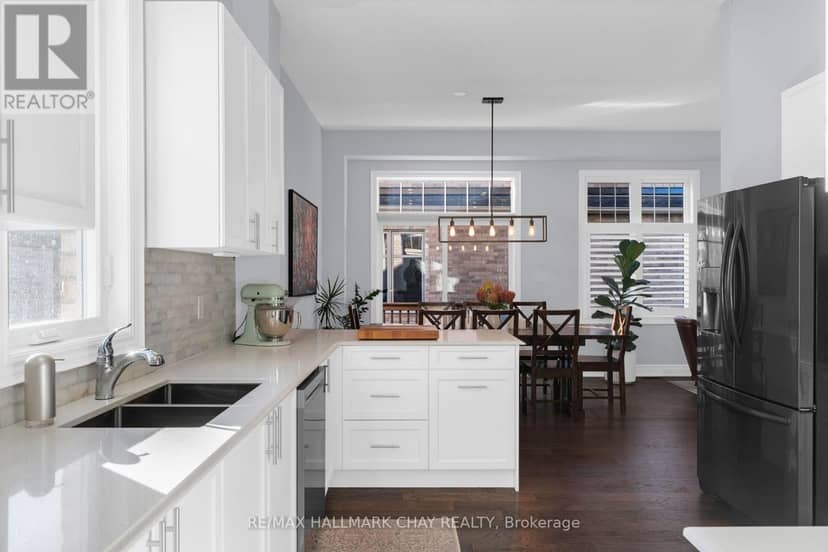 37 Nelson Street — photo 13 of 40