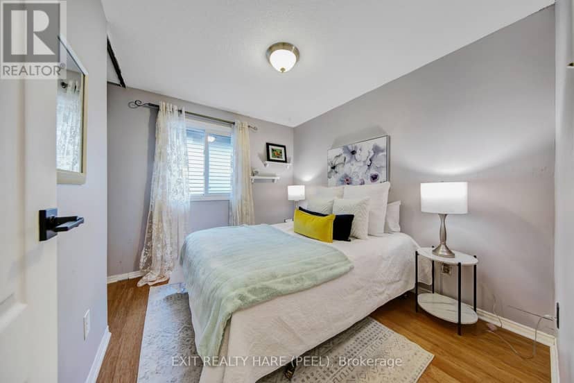 48 Nanport Street — photo 21 of 40