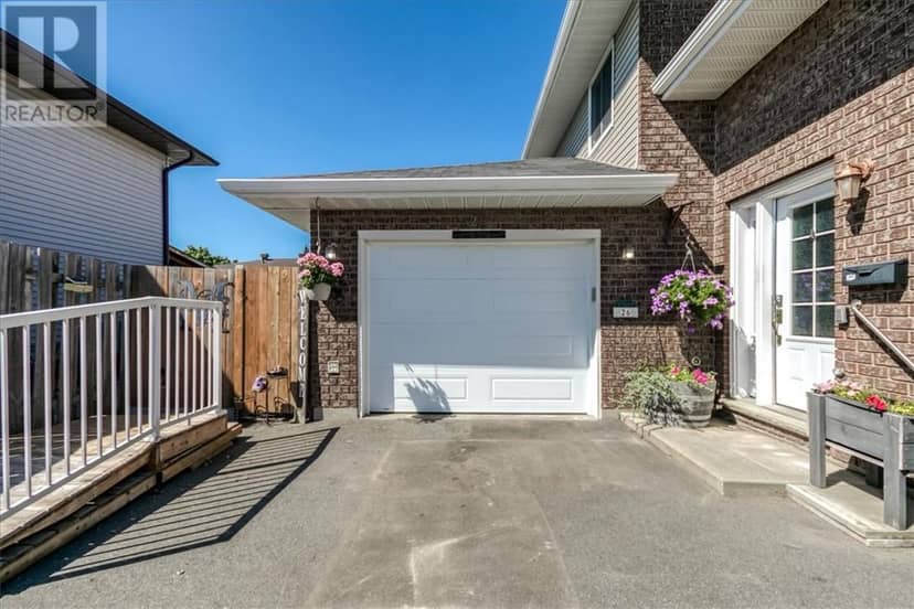26 Monique Crescent, Garson, photo 4