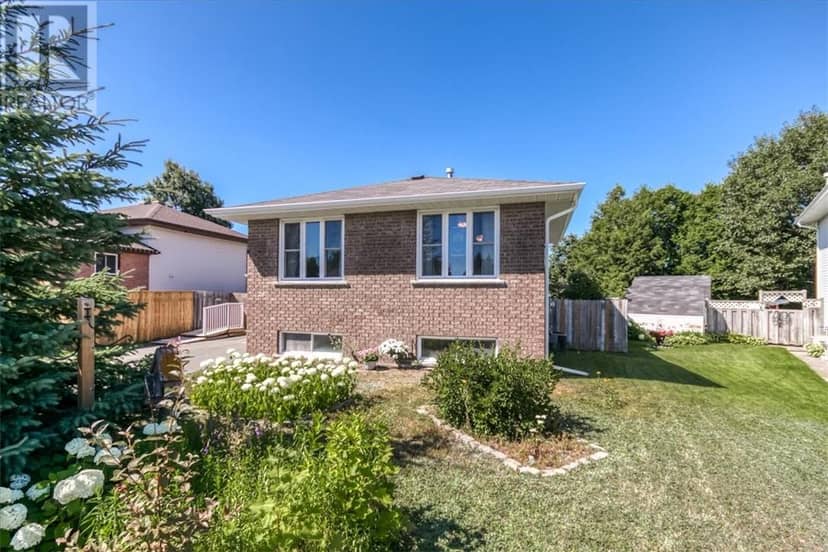26 Monique Crescent, Garson, photo 5