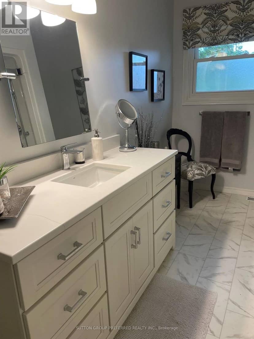 20 Cedarwoods Crescent — photo 14 of 30