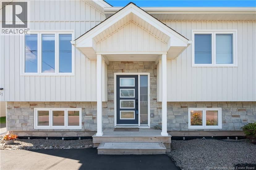 17 Robert Street — photo 2 of 40