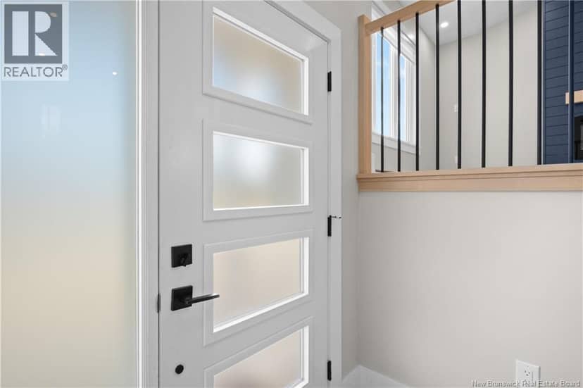 17 Robert Street — photo 3 of 40
