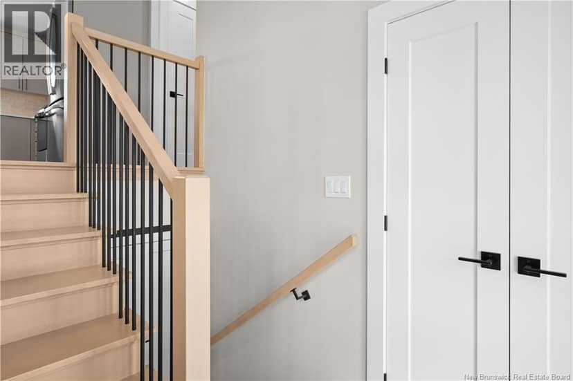 17 Robert Street — photo 4 of 40