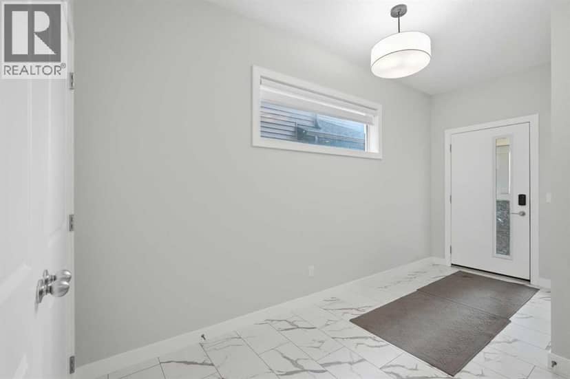475 Creekrun Crescent SW, Airdrie, photo 3