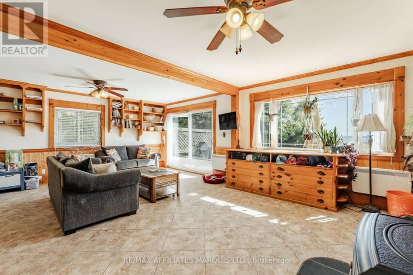 6286 Pleasant Drive — photo 13 of 40