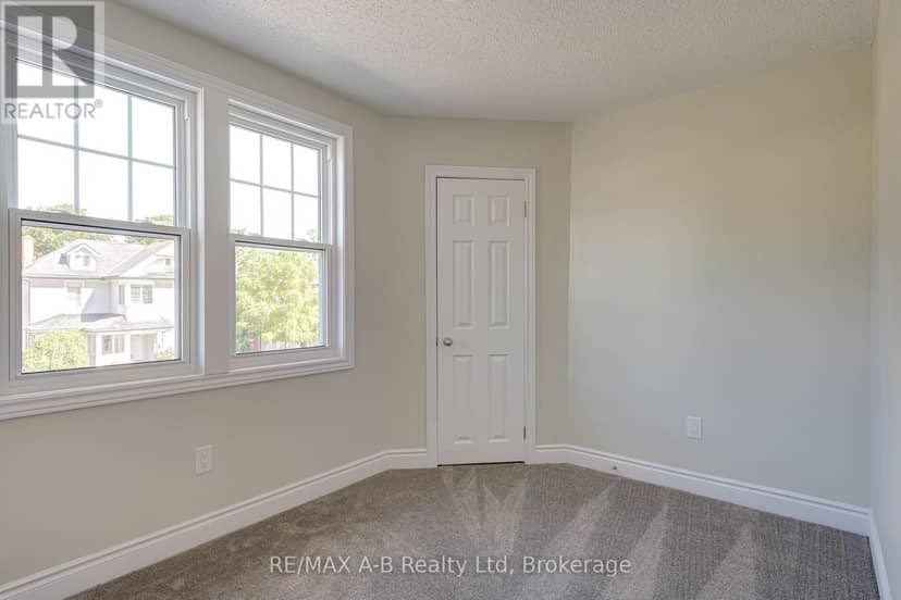 341 Ontario Street — photo 23 of 40