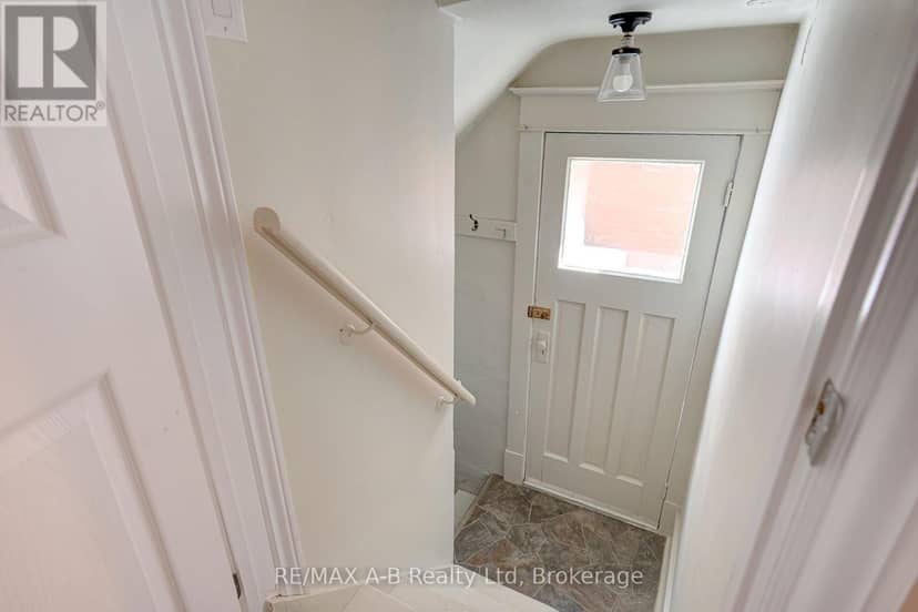 341 Ontario Street — photo 33 of 40