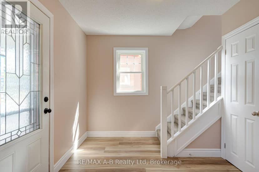 341 Ontario Street — photo 9 of 40