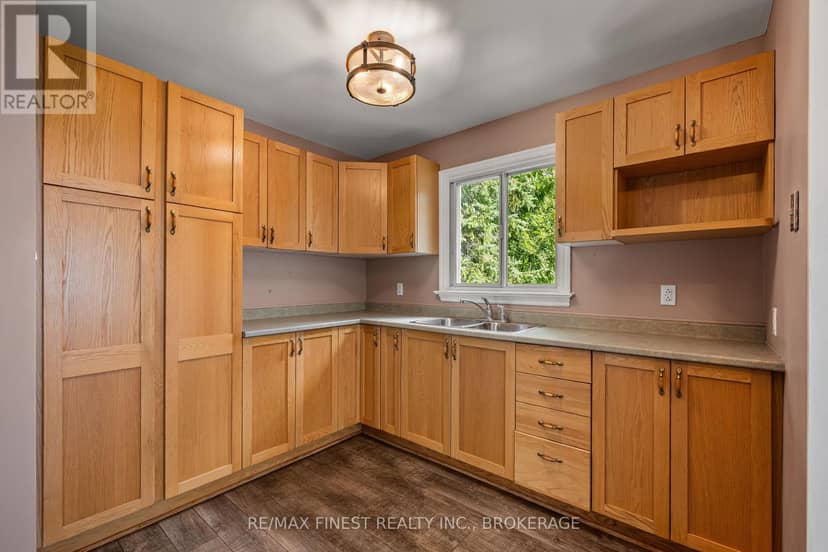 193 Hawthorne Avenue — photo 9 of 36