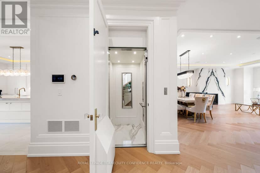 8 Canary Crescent — photo 5 of 40
