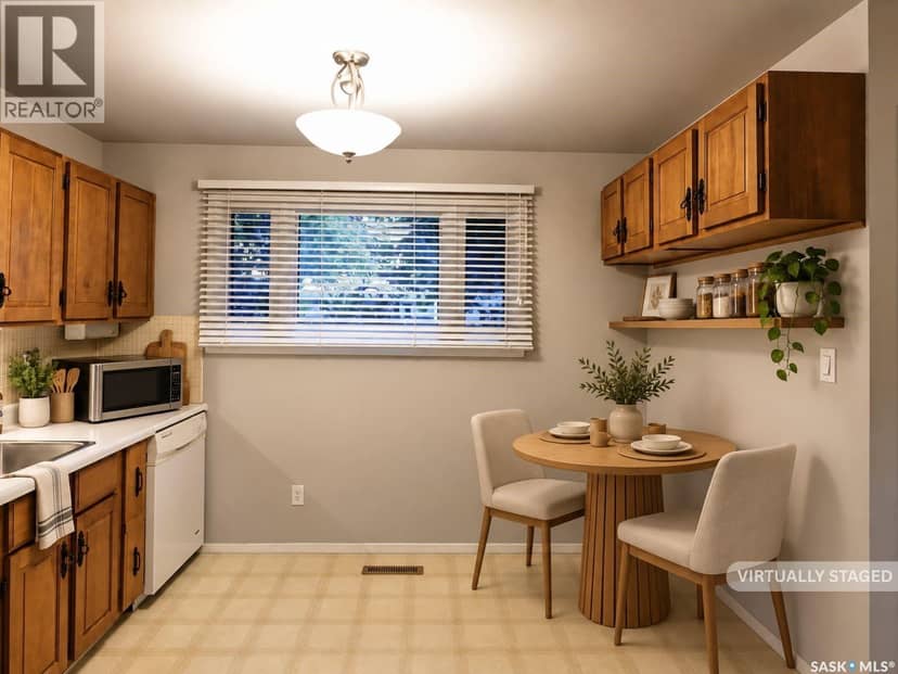 321 Winnipeg AVENUE N, Saskatoon, photo 3