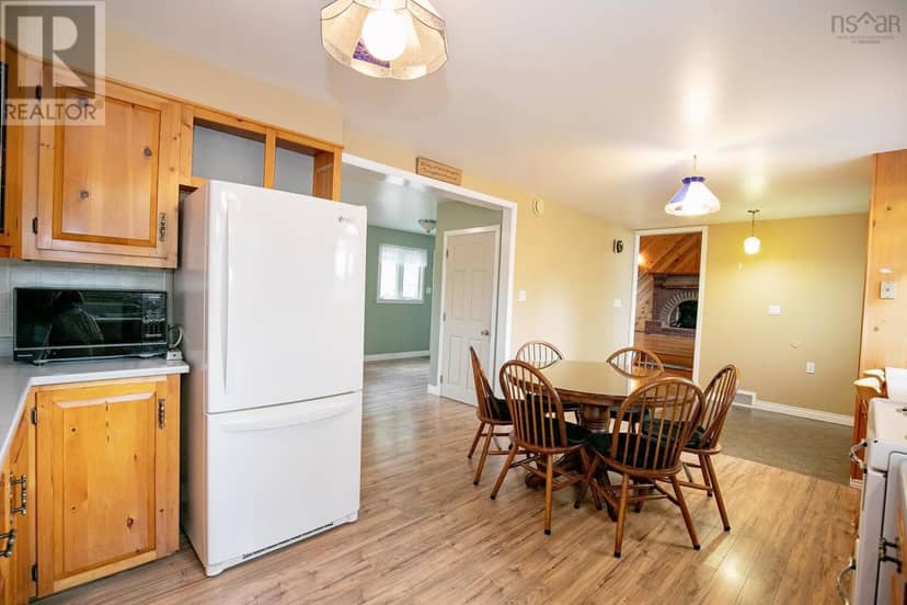 8 Allison Avenue — photo 24 of 40