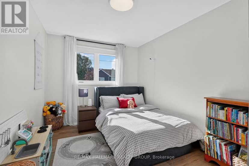 181 Wellington Street — photo 24 of 40