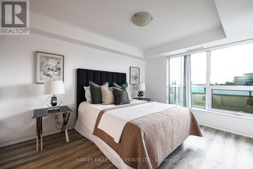 317 - 75 Norman Bethune Avenue — photo 23 of 40