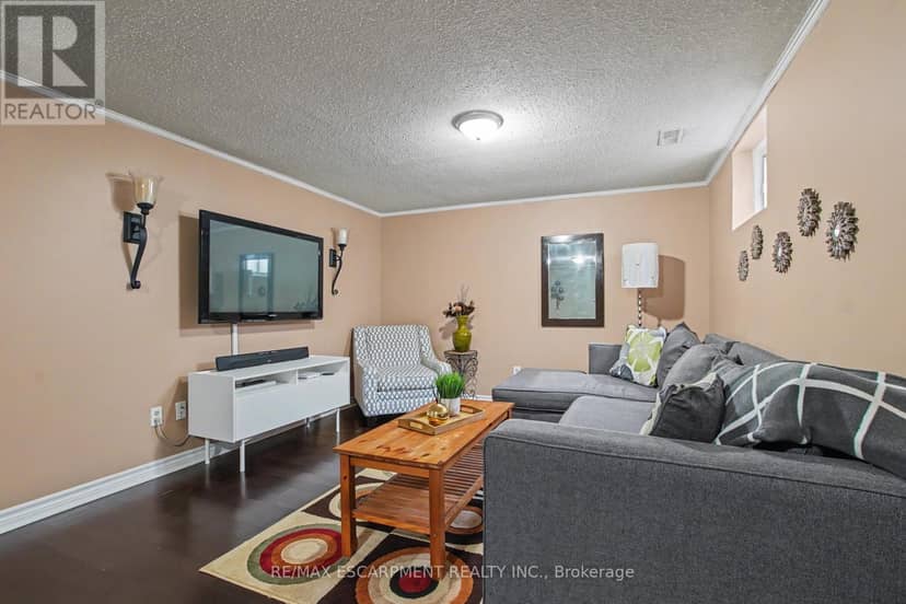 4 - 661 Francis Road — photo 24 of 29