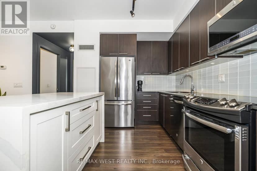 1705 - 10 Park Lawn Road — photo 9 of 40