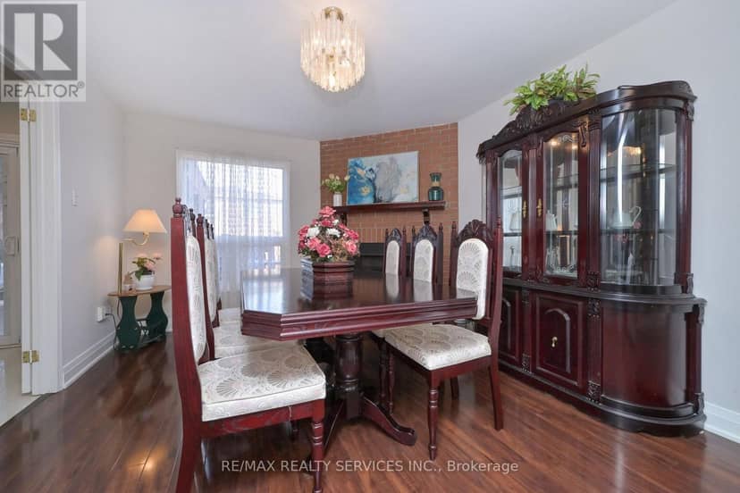 67 Sandmere Avenue — photo 10 of 33