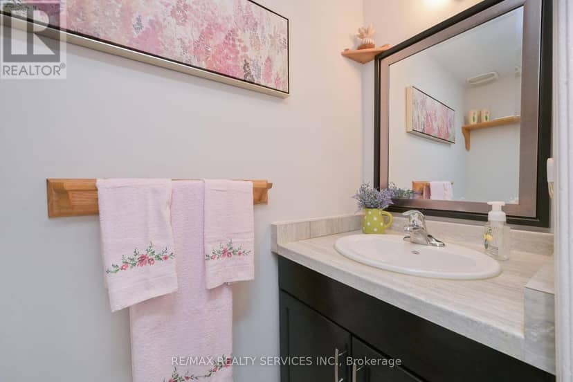 67 Sandmere Avenue — photo 15 of 33