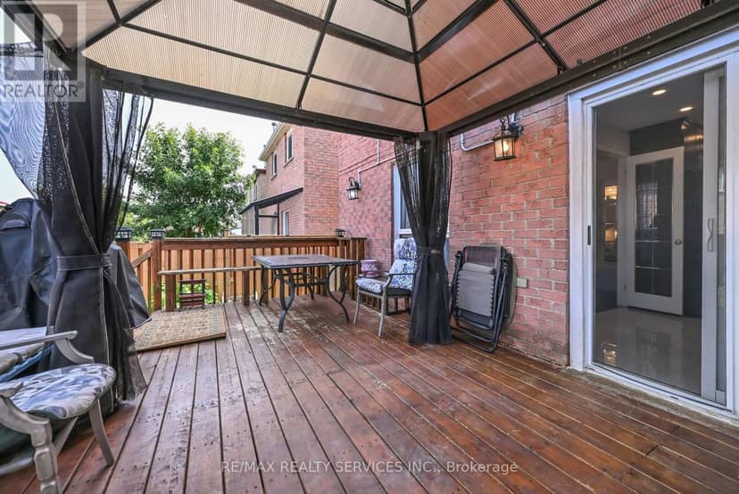 67 Sandmere Avenue — photo 31 of 33