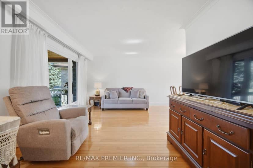 33 Belleglade Court — photo 11 of 40
