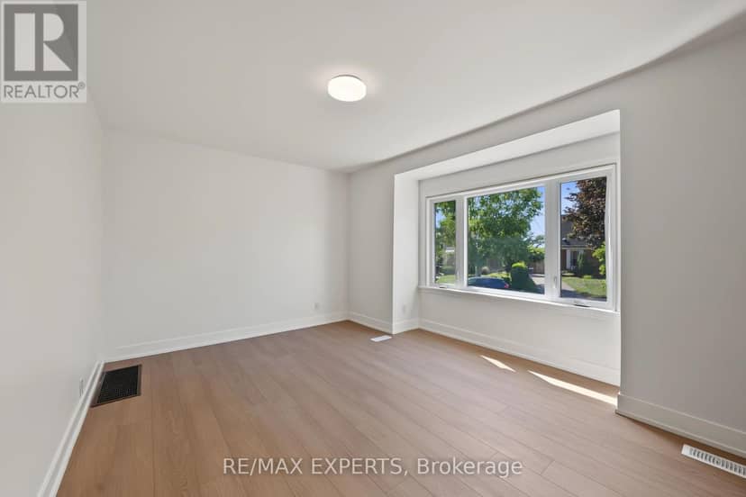 3 Greenacres Road — photo 11 of 30