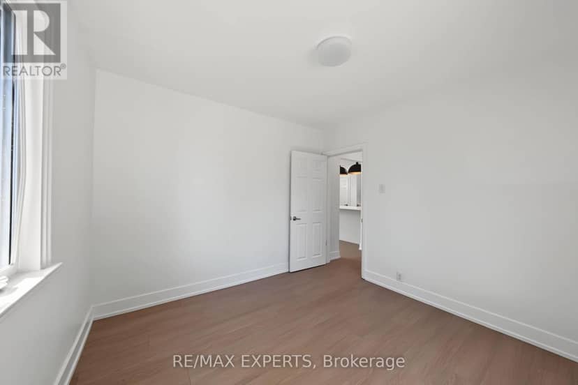 3 Greenacres Road — photo 14 of 30