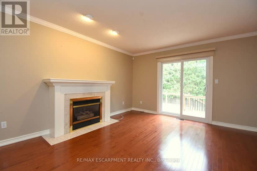 715 Bateman Court — photo 6 of 40
