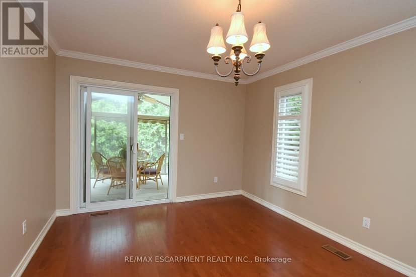715 Bateman Court — photo 8 of 40