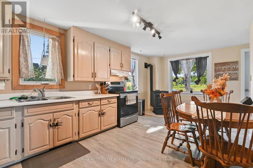 2328 Kerr Line, Whitewater Region, photo 8