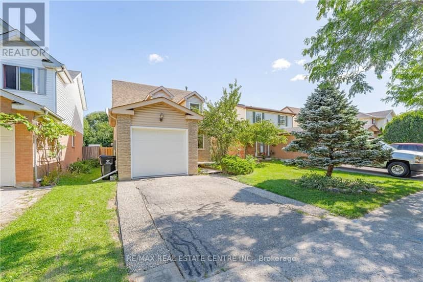 34 Camrose Court — photo 3 of 40