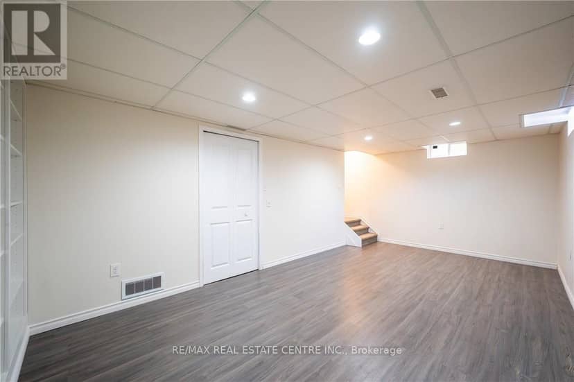 34 Camrose Court — photo 30 of 40