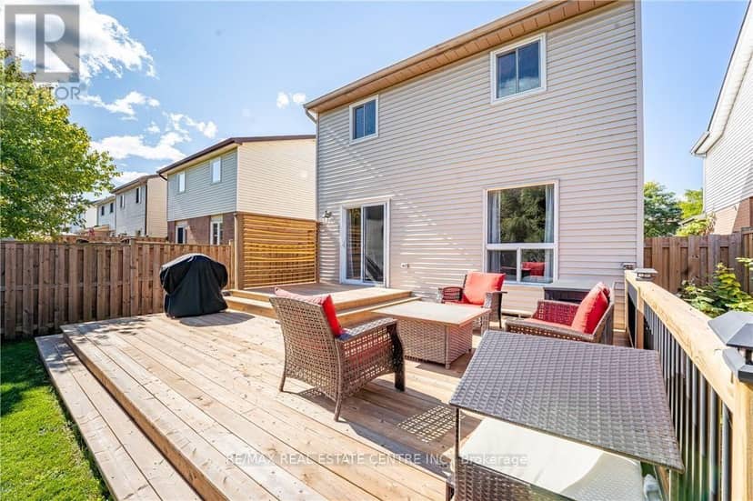 34 Camrose Court — photo 33 of 40