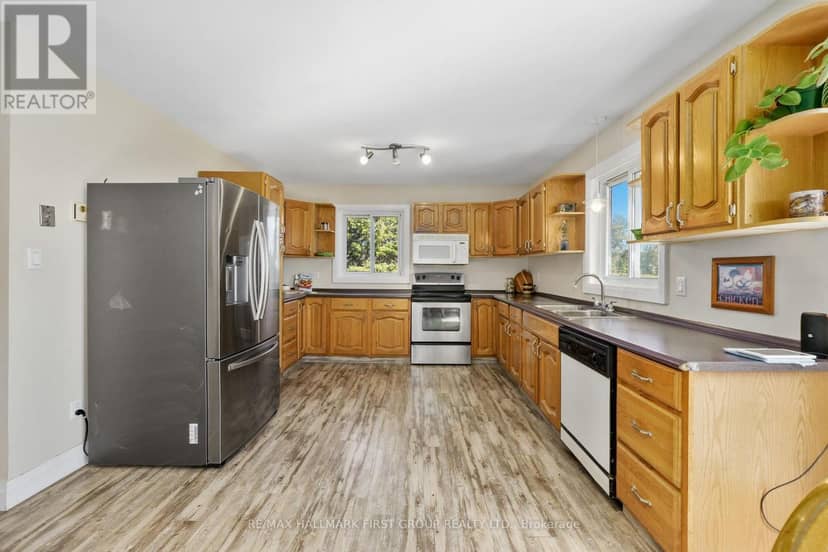 141 Cedar Lane — photo 14 of 40