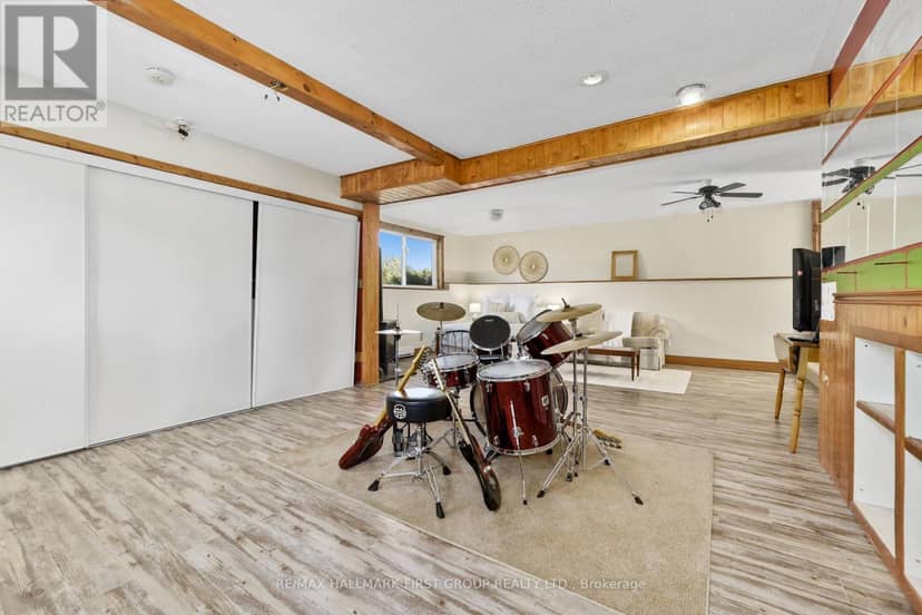 141 Cedar Lane — photo 31 of 40