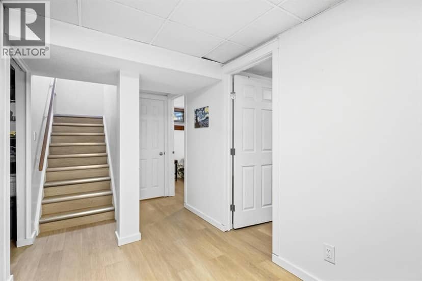5141 43 Street — photo 20 of 40