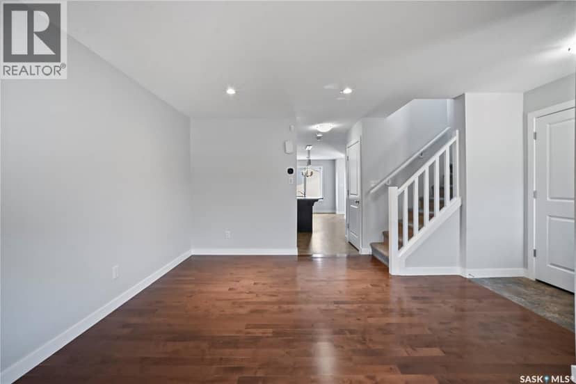 5234 Campling AVENUE — photo 7 of 40