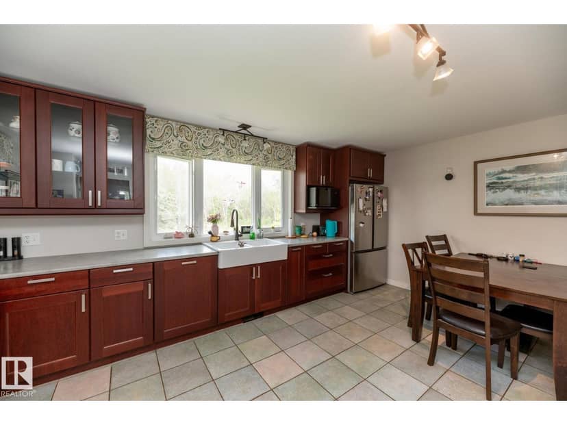 57514 Rge Rd 223 — photo 13 of 40