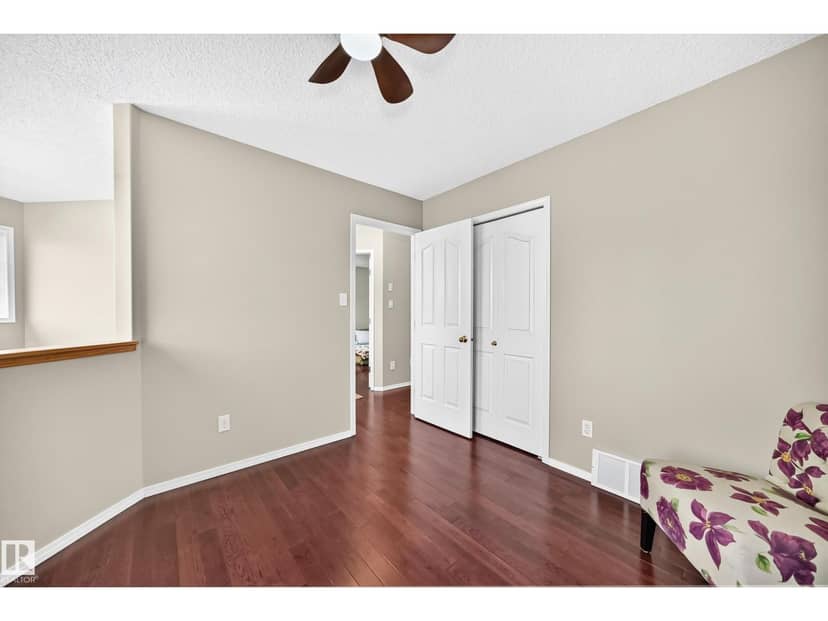 265 Dunvegan Rd NW — photo 30 of 40