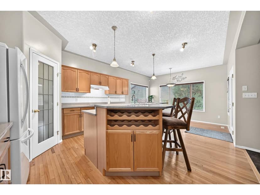 265 Dunvegan Rd NW, Edmonton, photo 6