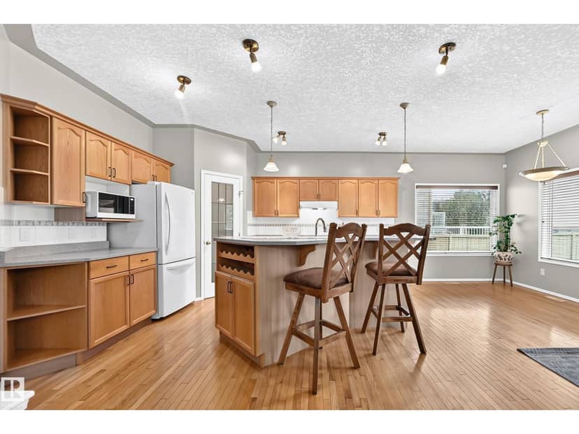 265 Dunvegan Rd NW, Edmonton, photo 7