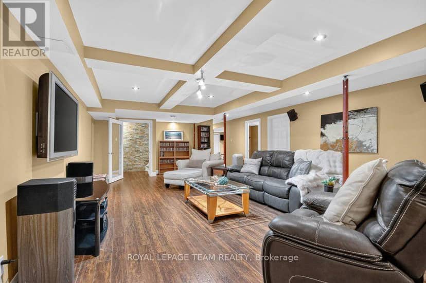 5668 Mahogany Lane — photo 32 of 40