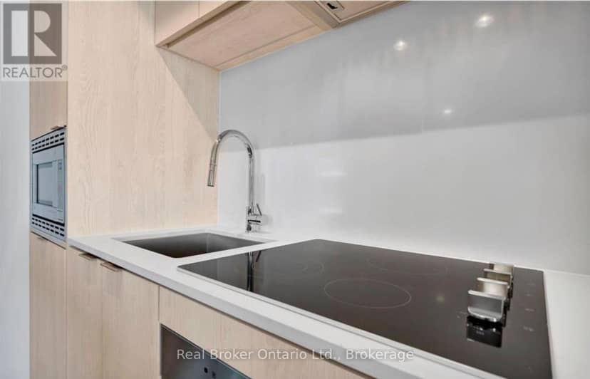 713 - 1 Jarvis Street — photo 7 of 19