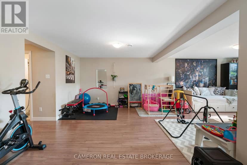 137 Bellwood Drive — photo 15 of 25