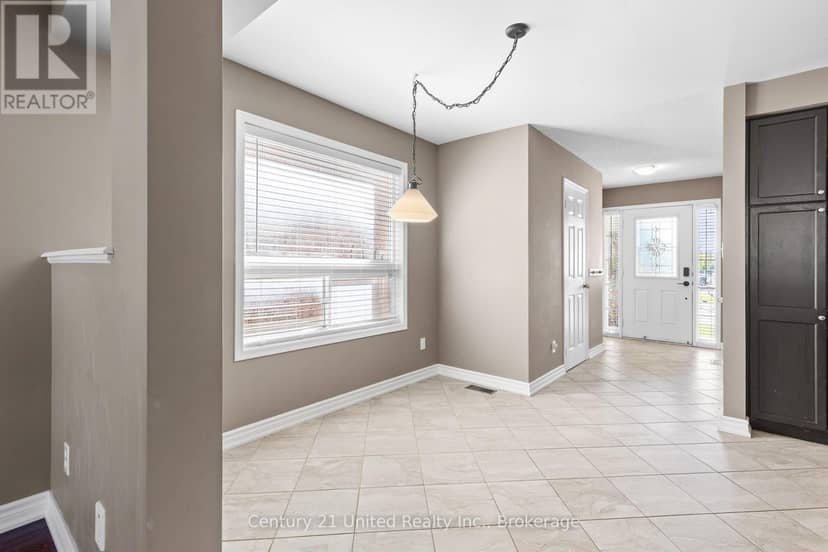 16 - 1087 Ormond Drive — photo 20 of 40