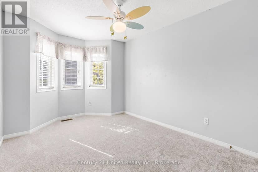 16 - 1087 Ormond Drive — photo 31 of 40