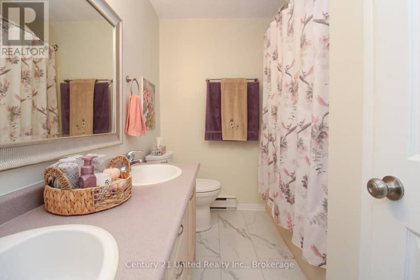 204 - 1110 Clonsilla Avenue — photo 20 of 27