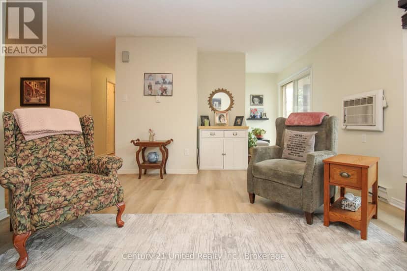 204 - 1110 Clonsilla Avenue, Peterborough, photo 5