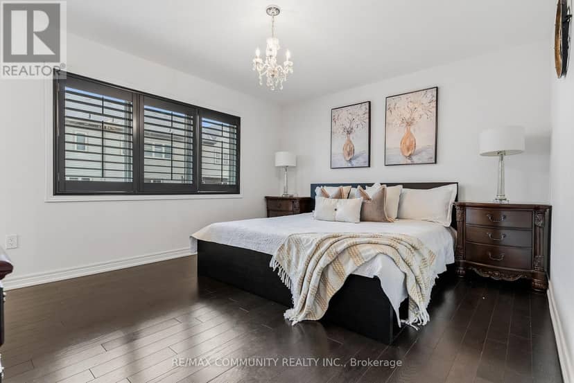 99 Bill Hutchinson Crescent — photo 40 of 40